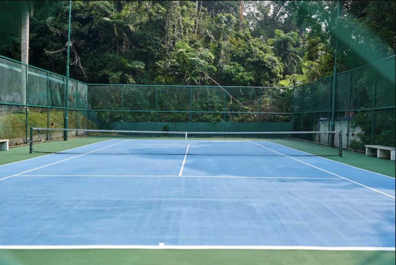 Susie'S Resort Seaview Suites At Sri Sayang Batu Feringgi Ngoại thất bức ảnh